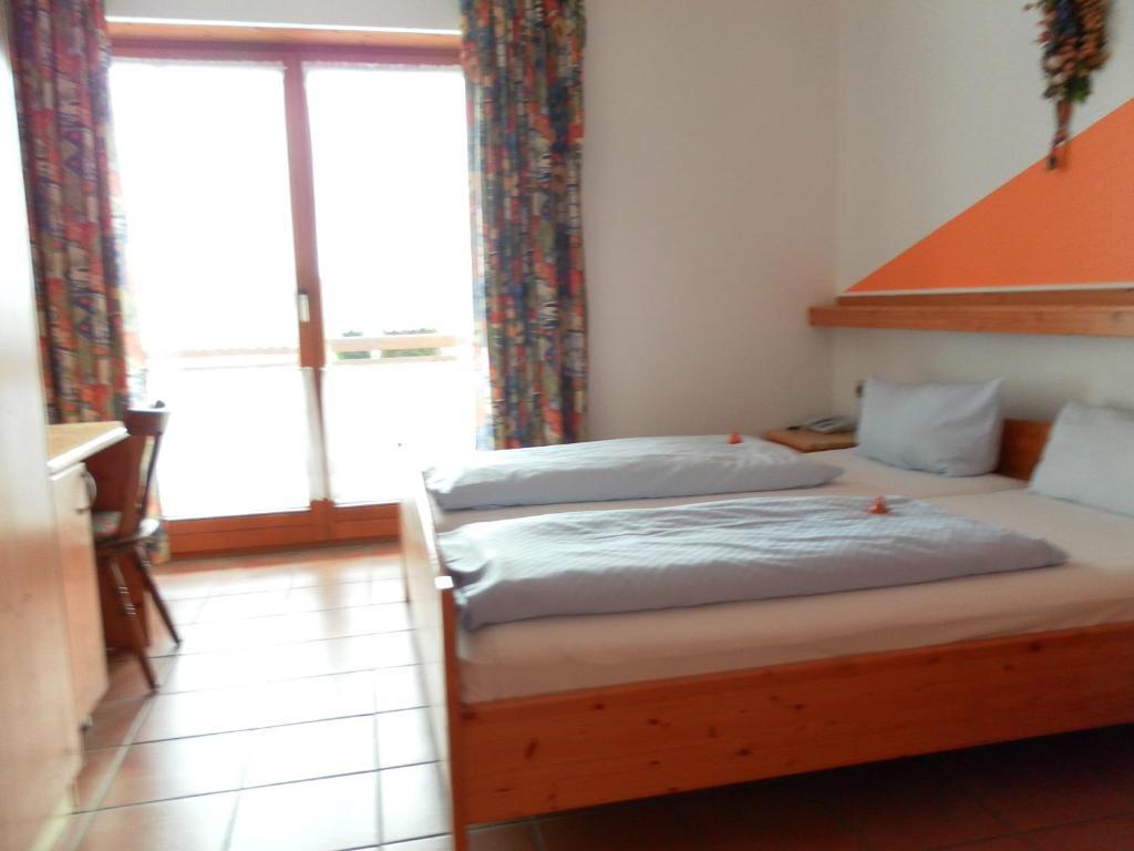 Landgasthof Asum Dasing Szoba fotó
